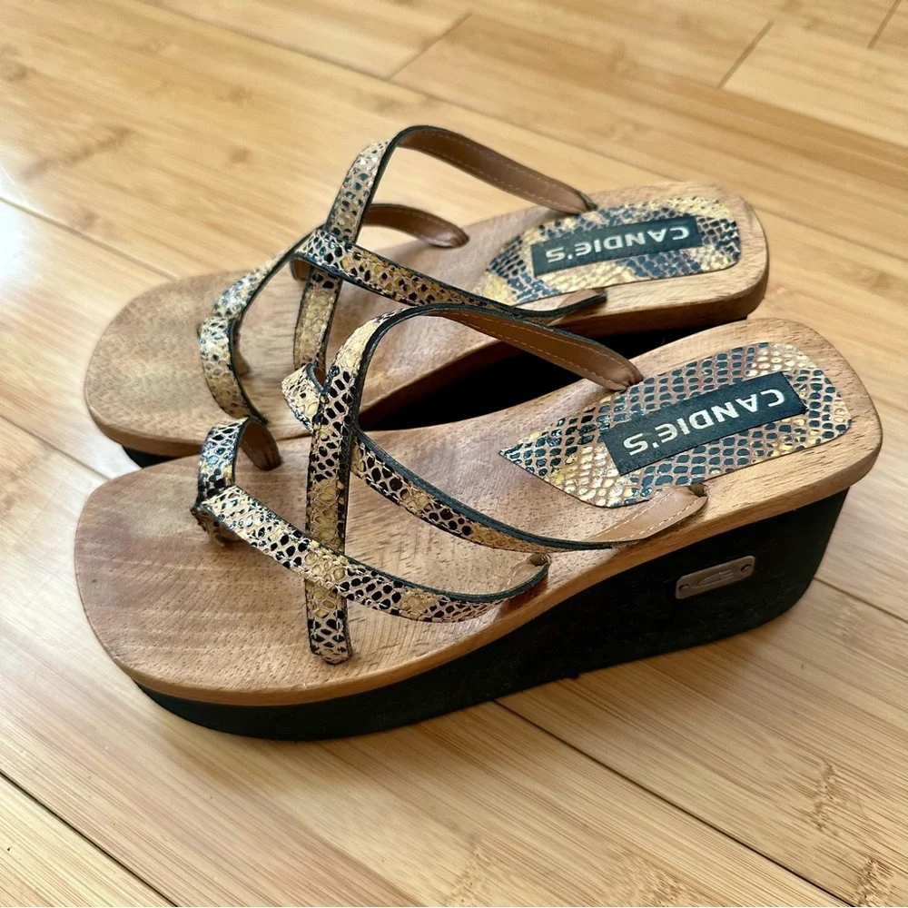 Candie's y2k Snake-Print Tan and Black Platform Wedge Sandals